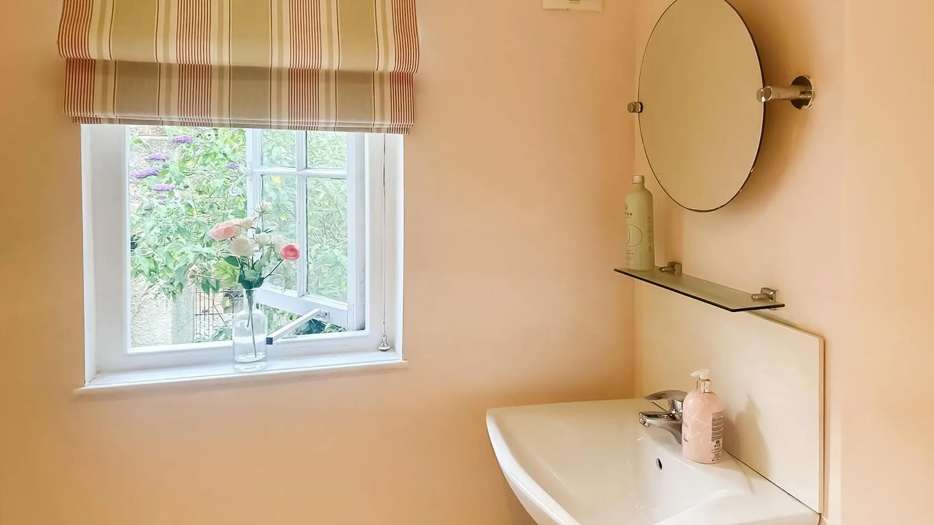 Semesterbostad Ebford Court Villa Exeter